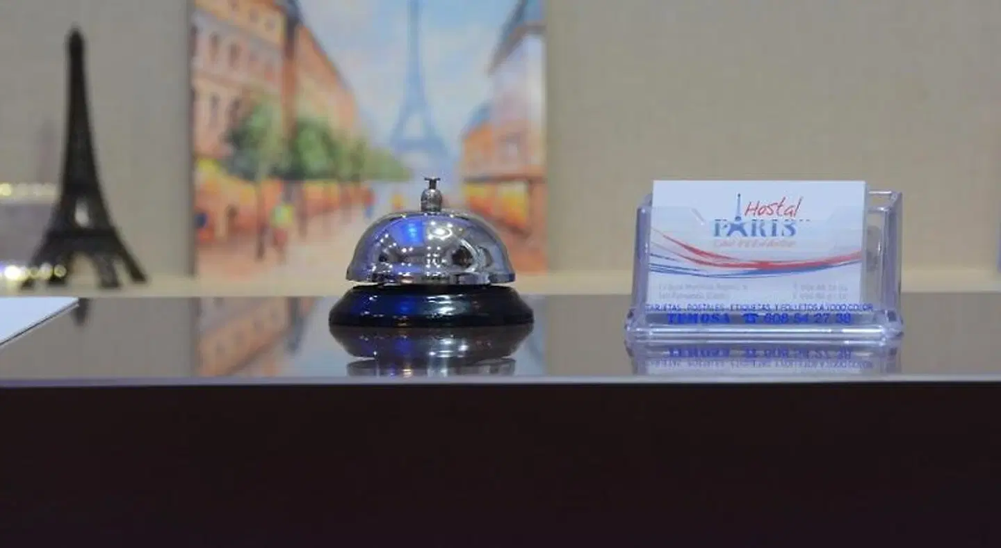 Hostal Paris LOUNGE_LOBBY