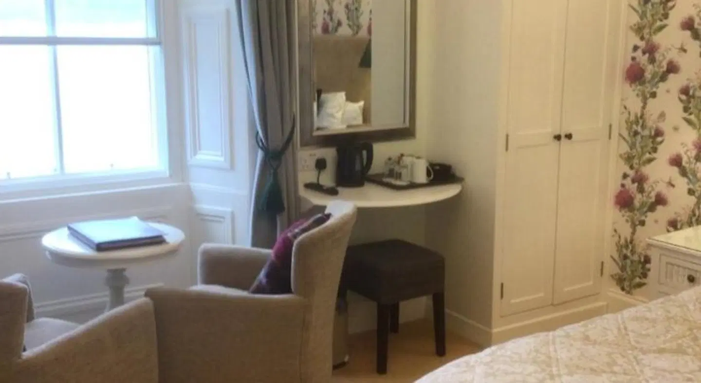 Thistle House Guest House ROOM_EXAMPLE