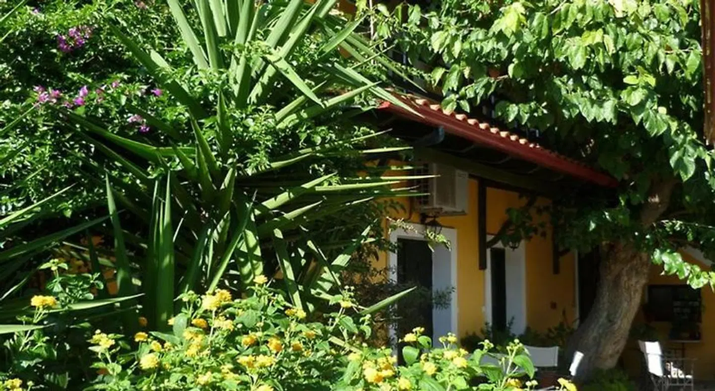 Meliti Guesthouse Garten