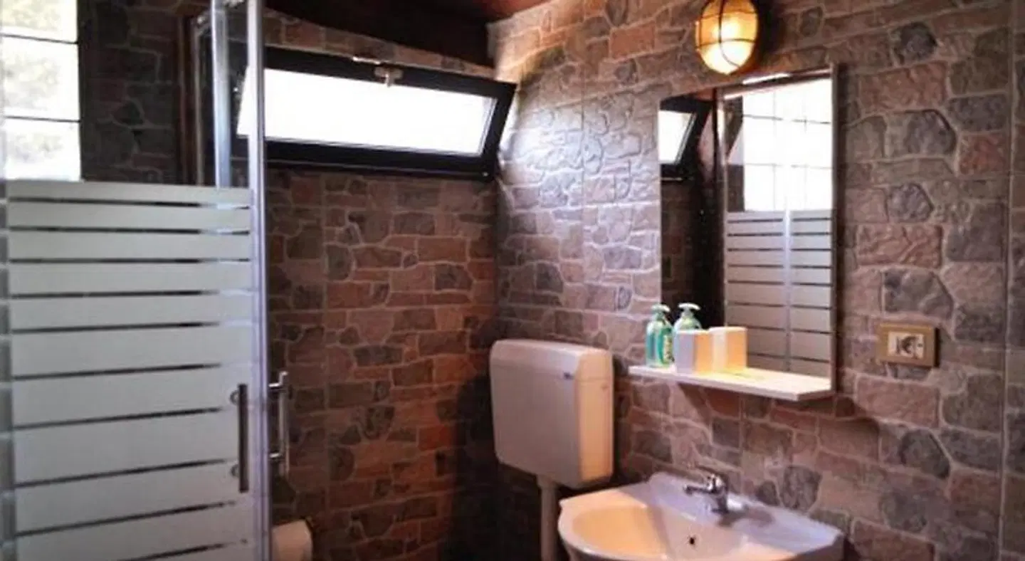 Small Paradise B&B Palermo Badezimmer