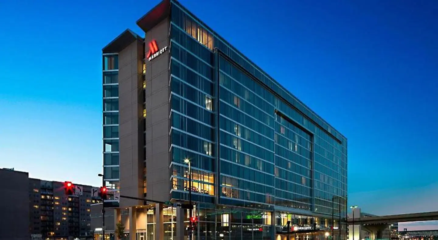 Omaha Marriott Downtown at the Capitol District EXTERIOR