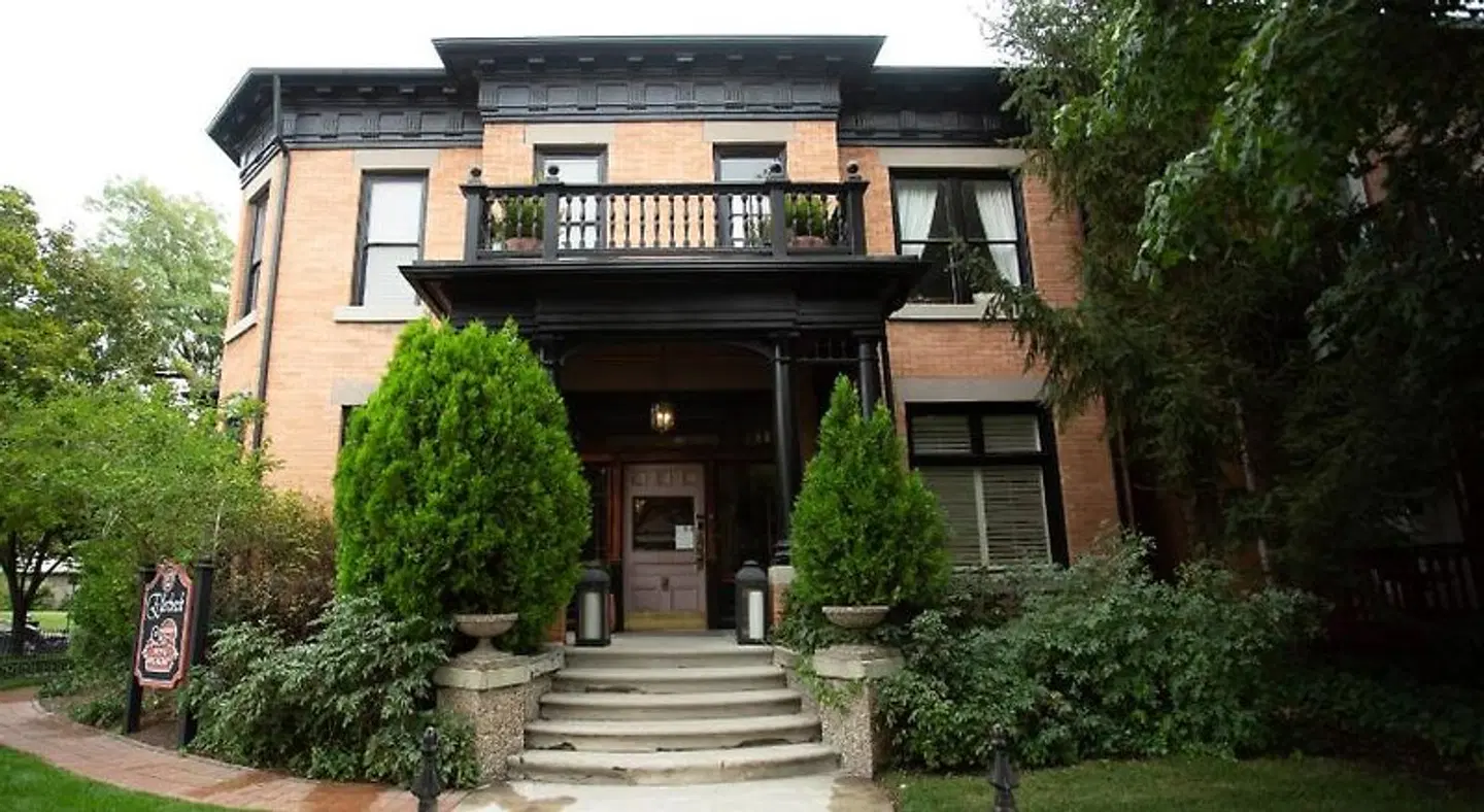 Ellerbeck Mansion EXTERIOR