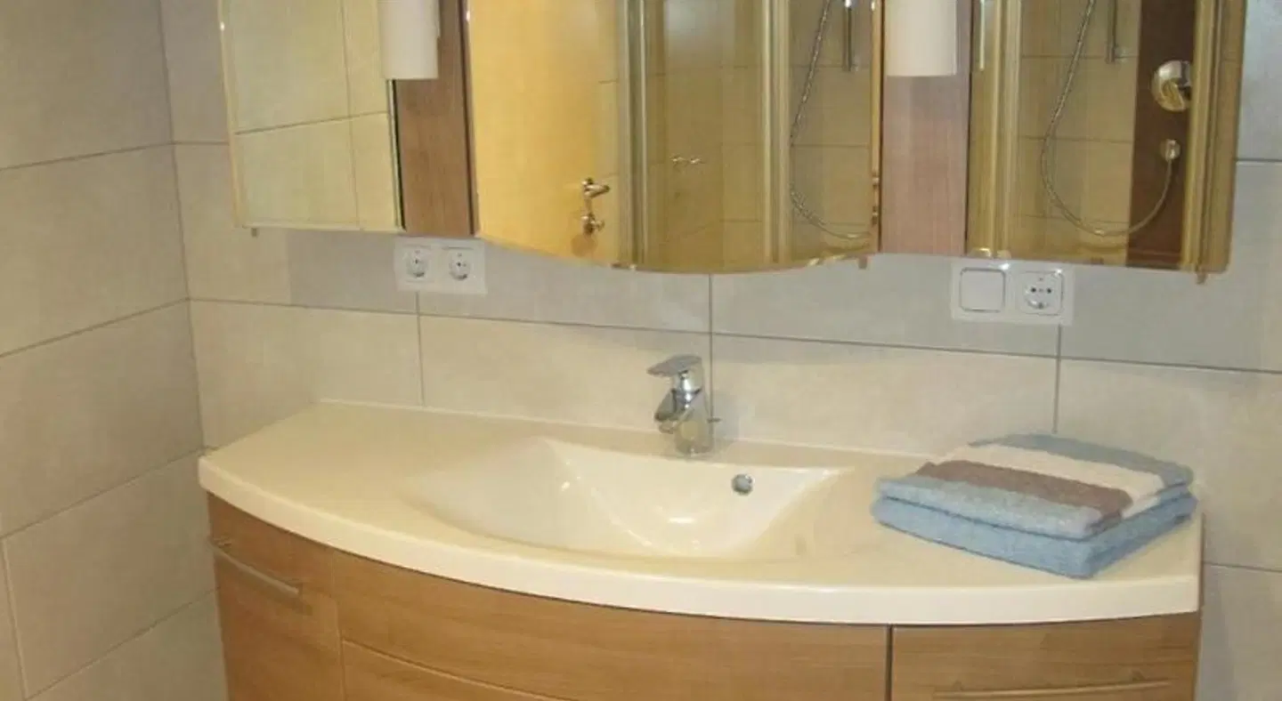 Haus Alpin Apartments Badezimmer
