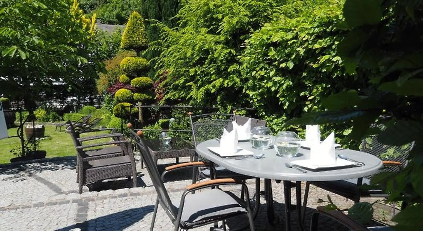 Hotel Schieferhof Terrasse