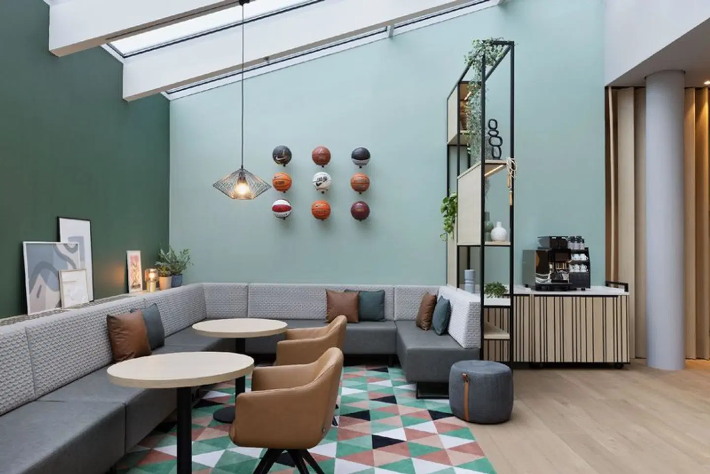 Courtyard by Marriott Basel Bar