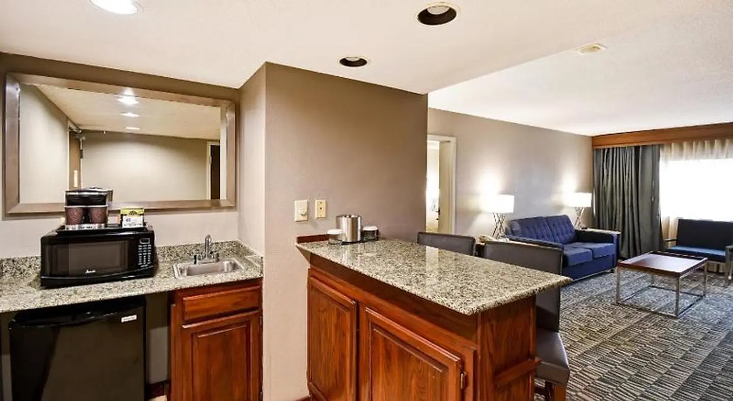 DoubleTree by Hilton Hotel Augusta ROOM_EXAMPLE