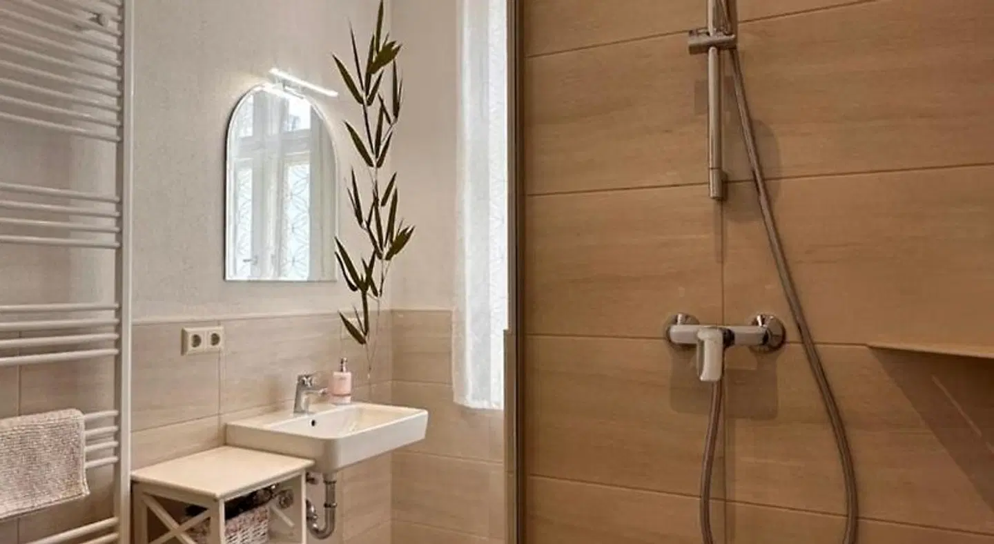 Pension Zum Alten Schulhaus Badezimmer