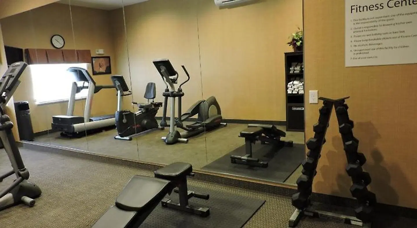 Holiday Inn Express & Suites Montgomery by IHG SPORTS_AND_LEISURE