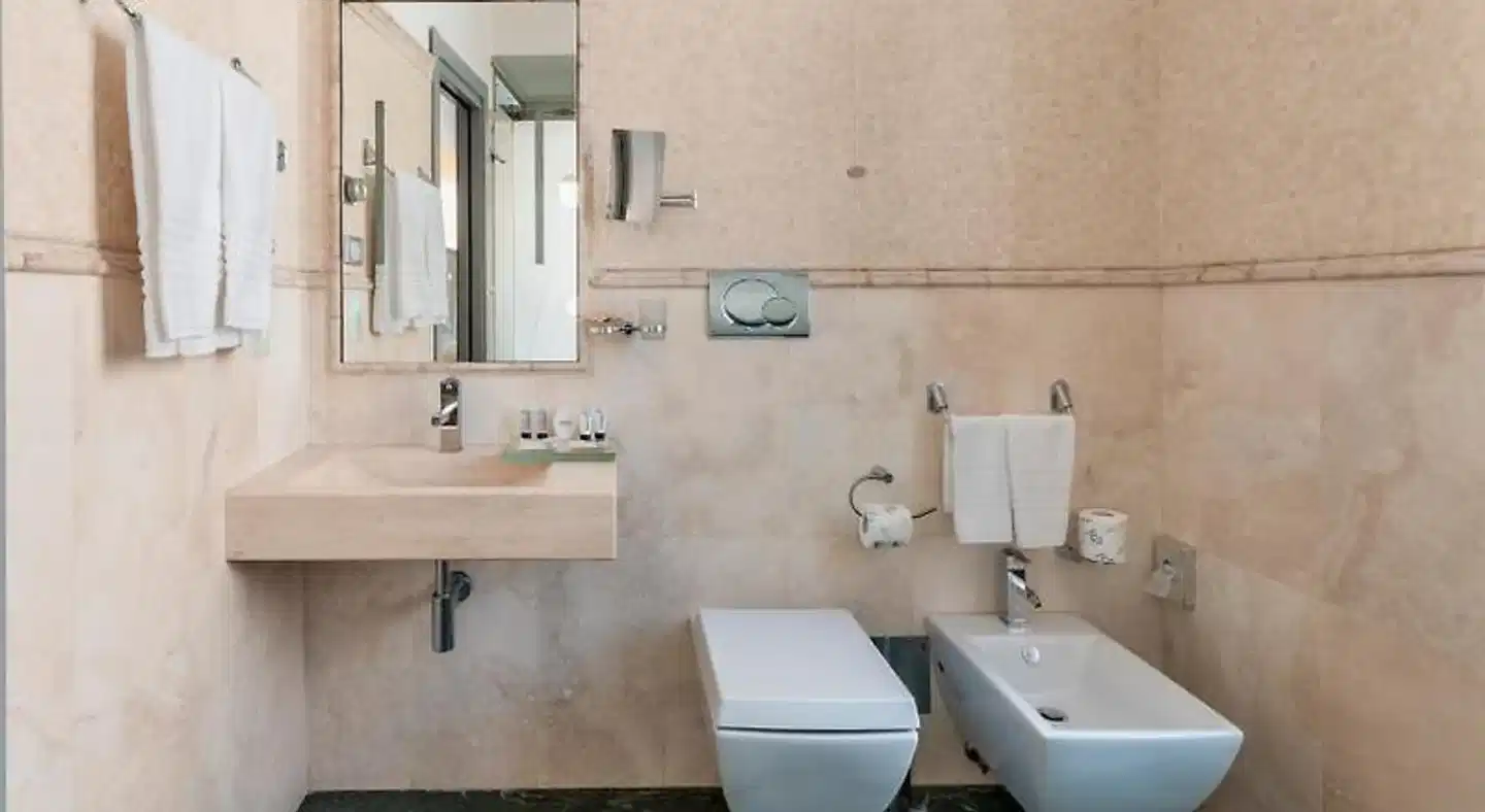 Trecento Badezimmer