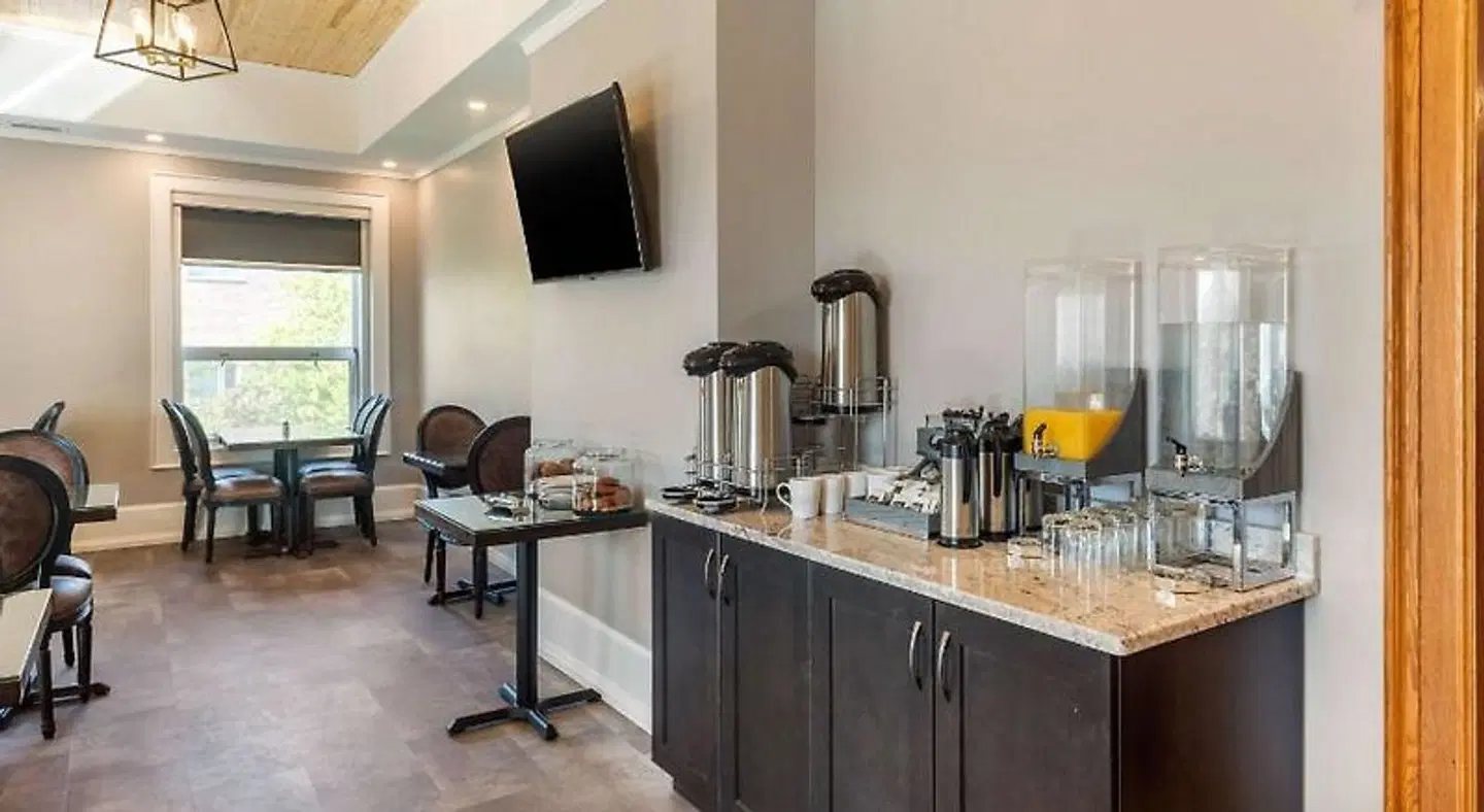 The Courthouse Hotel, Ascend Hotel Collection ROOM_EXAMPLE