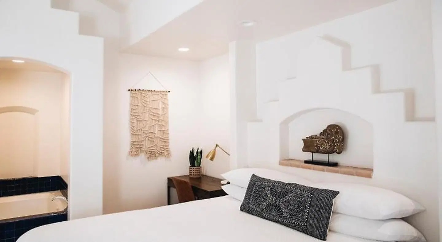 Cottage Inn & Spa ROOM_EXAMPLE