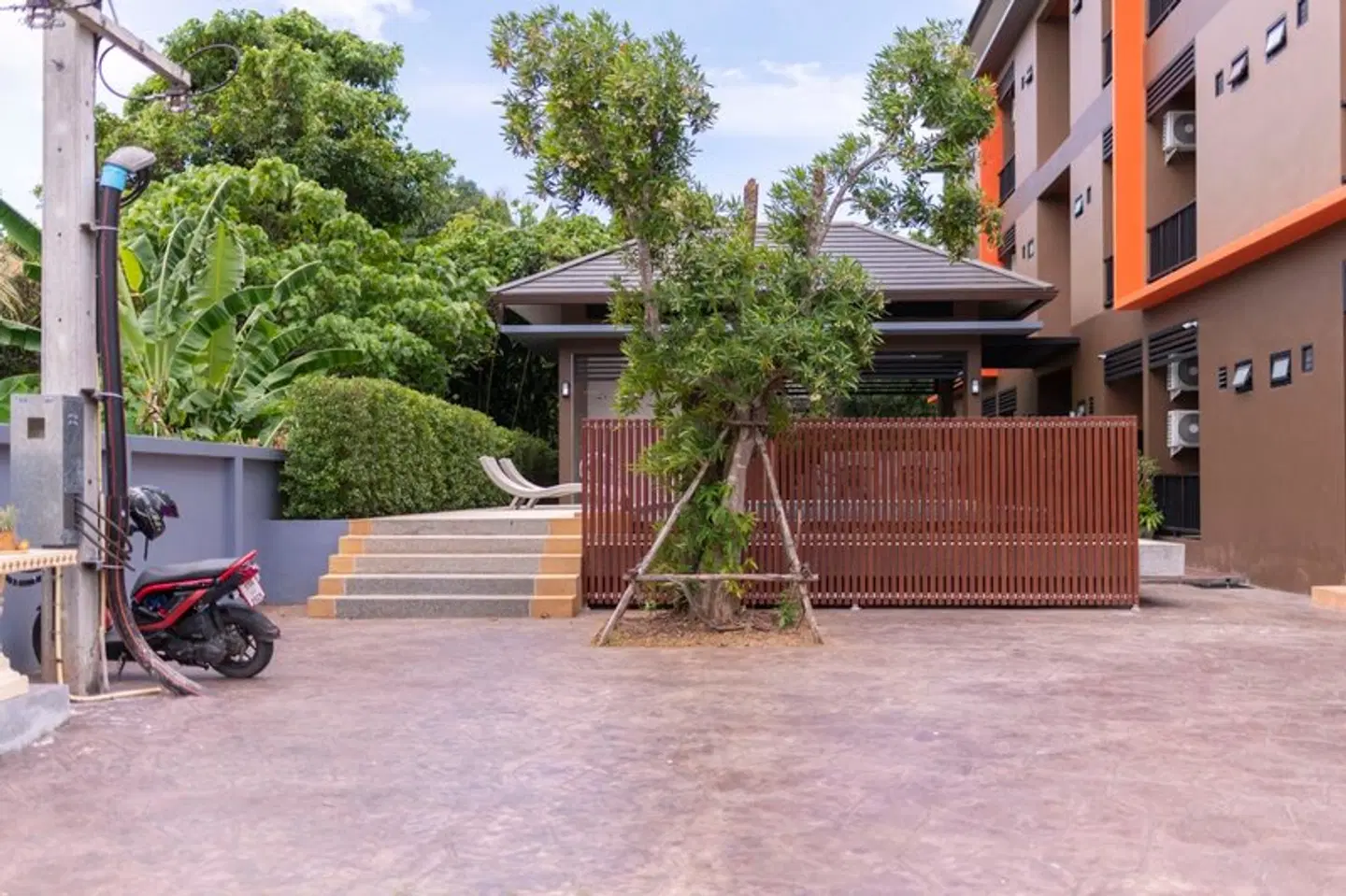 Thip Thip Hotel SPORTS_AND_LEISURE