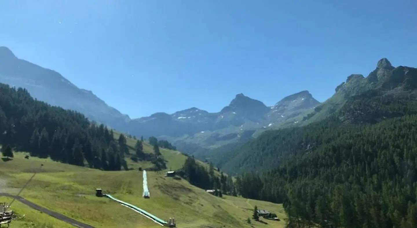 Edelweiss Hotel LANDSCAPE