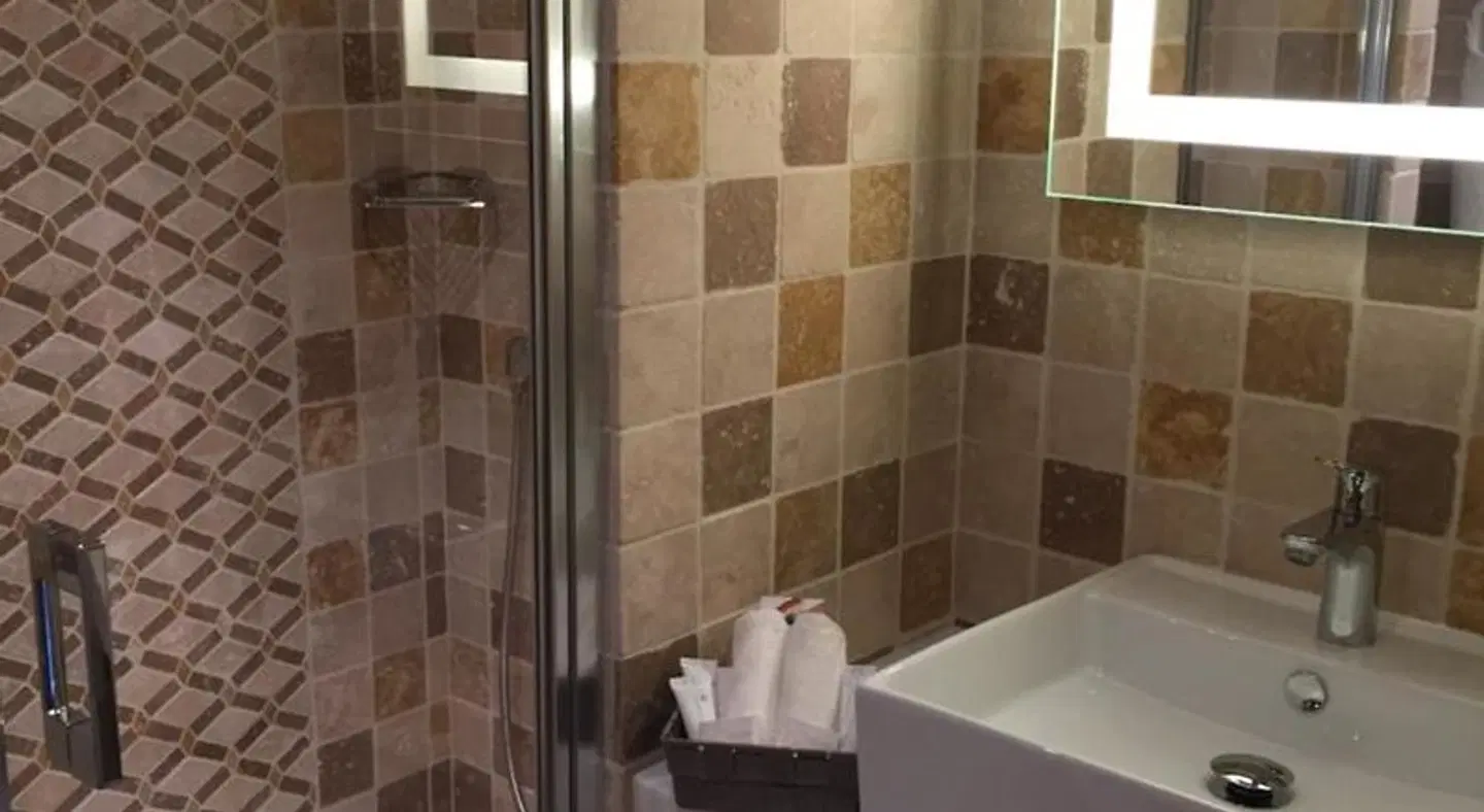 Ancienne Cure Badezimmer