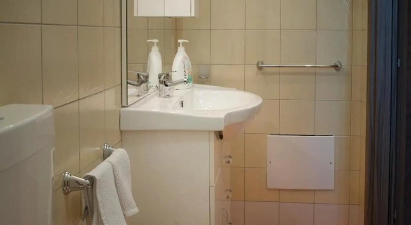 Asaro Camere Badezimmer