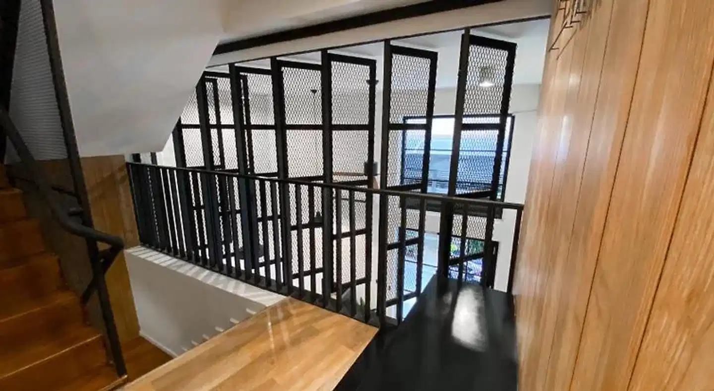 Livinn91 Hotel Hallenbad