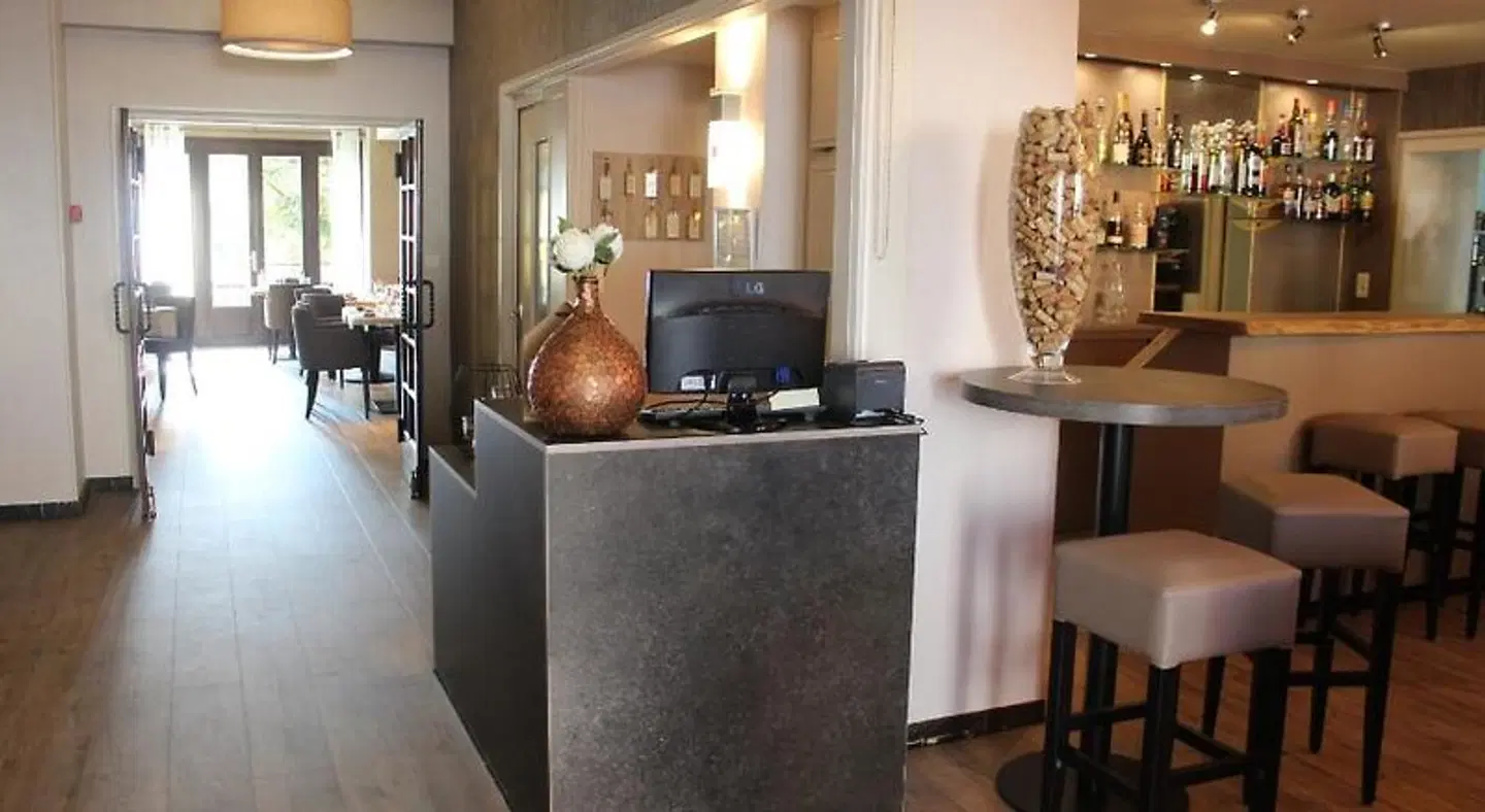 Le Sorgia Bar