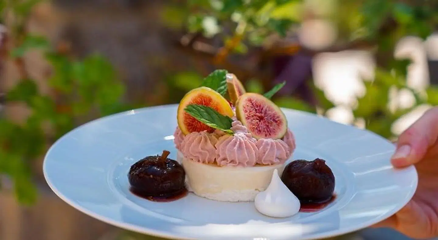 Hôtel Restaurant Le Pradinas Tiere