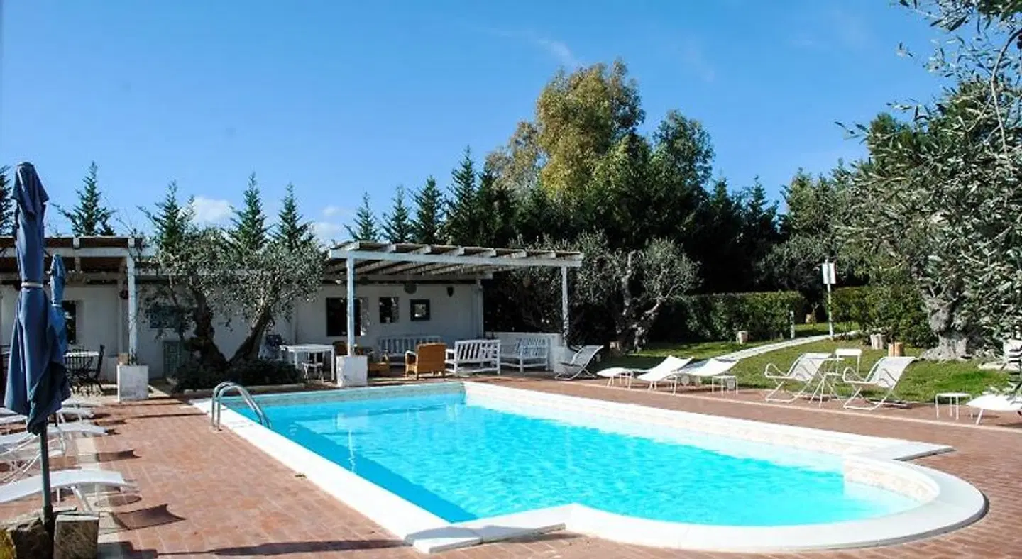 Giardino Giamperduto OUTDOOR_POOL