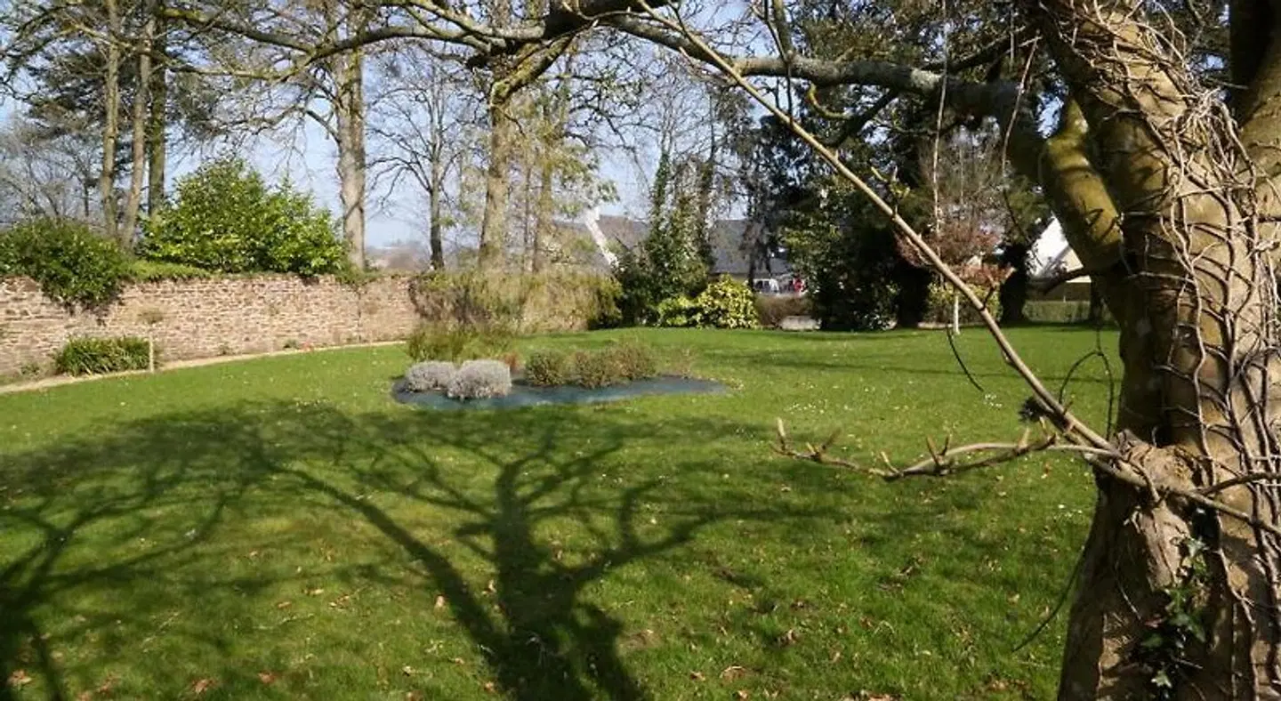 Hôtel Le Lion d'Or Garten