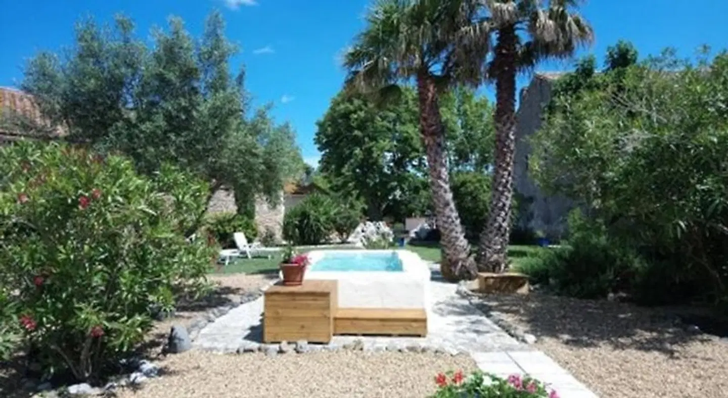 Au Jardin d'Amphora OUTDOOR_POOL