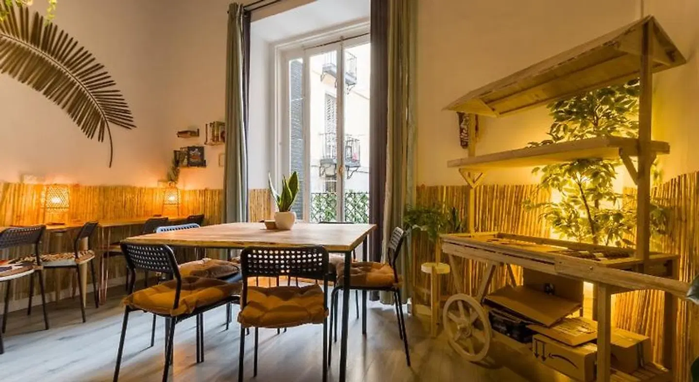Social - Coliving & Coworking - Madrid ROOM_EXAMPLE