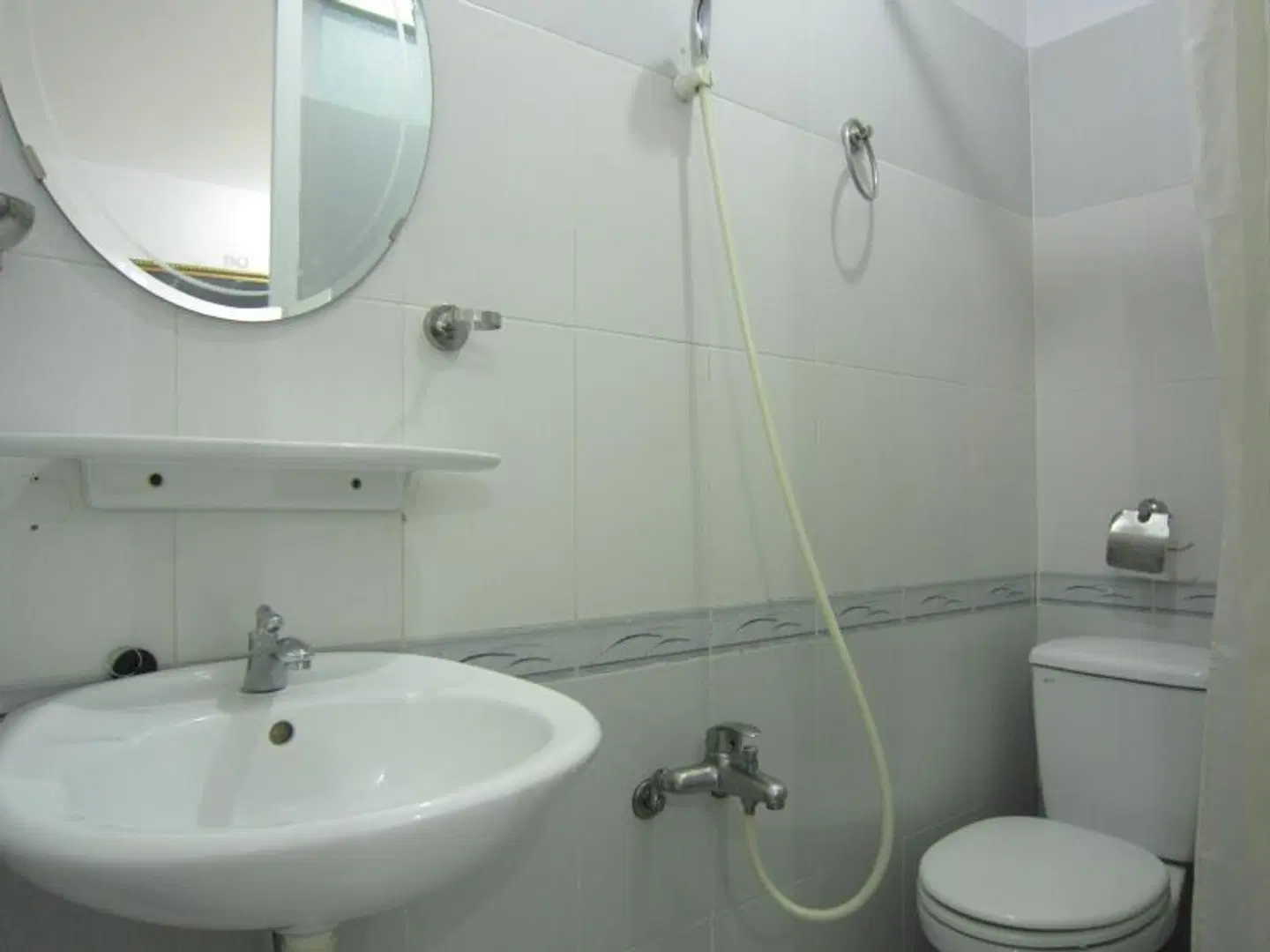 Vy Khanh Guesthouse Badezimmer