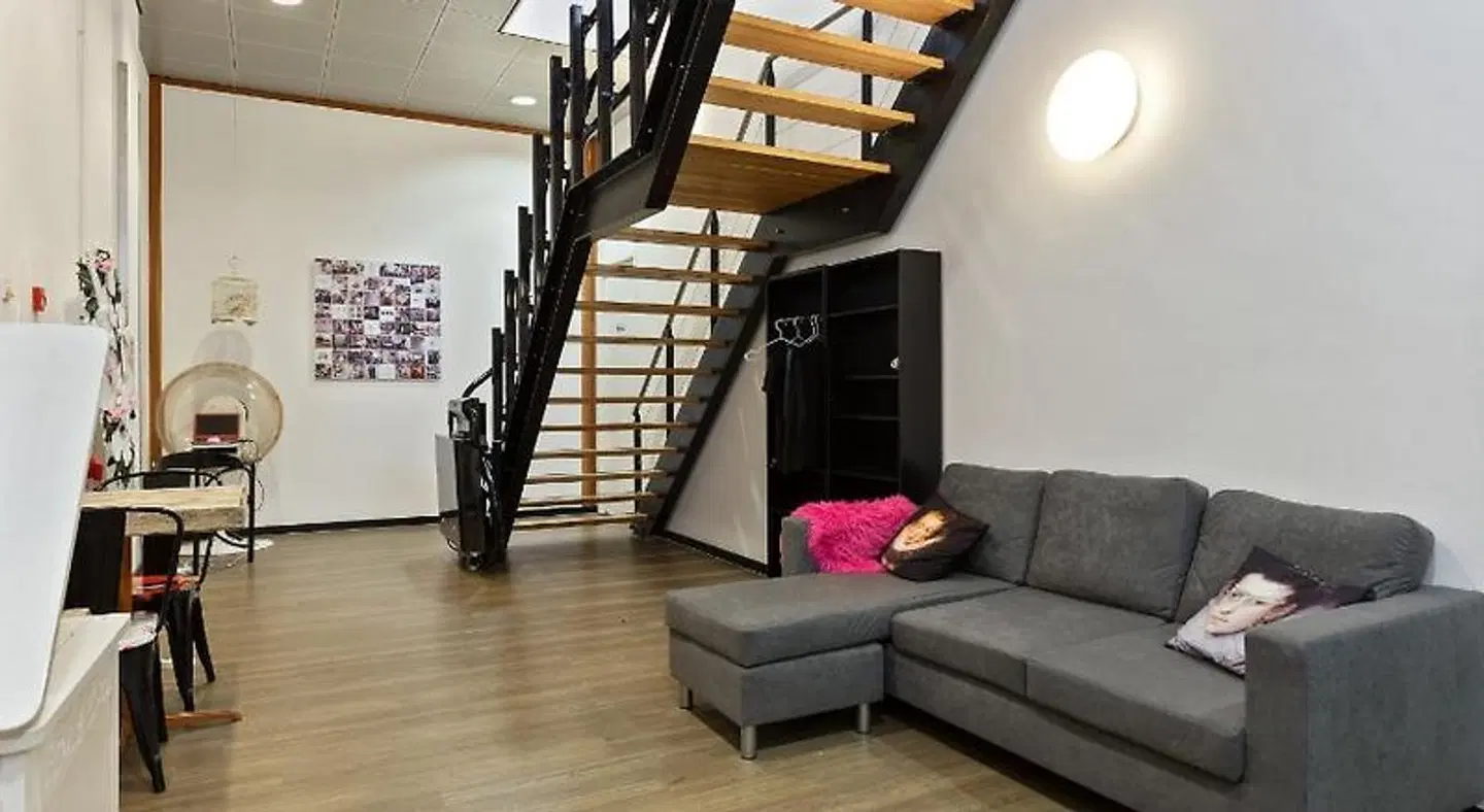 Hostelle - female only hostel LOUNGE_LOBBY