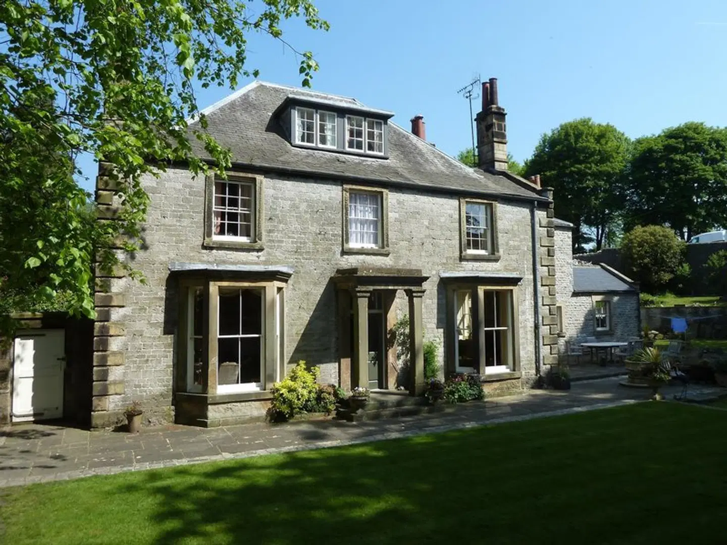The Old Vicarage B&B EXTERIOR