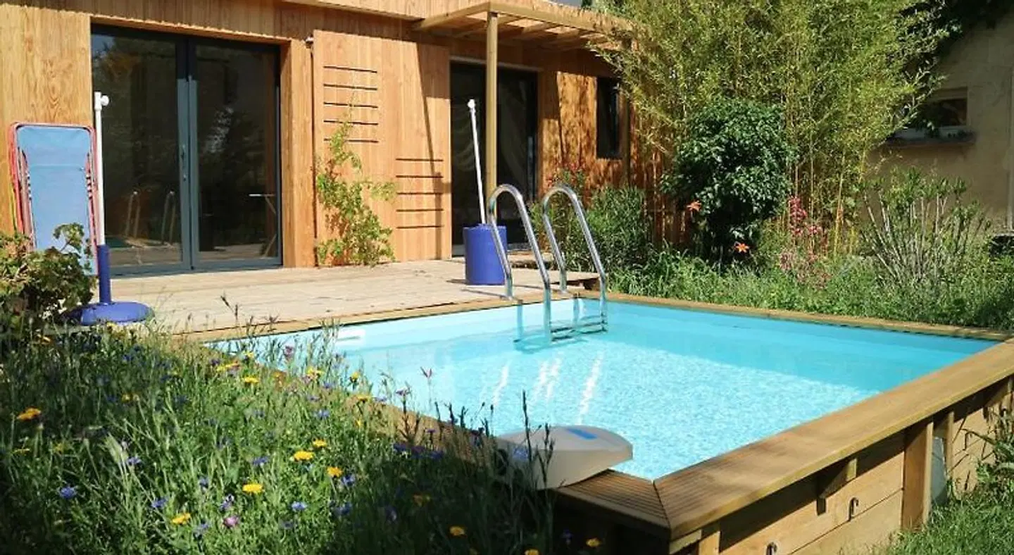 Un temps pour le reve OUTDOOR_POOL