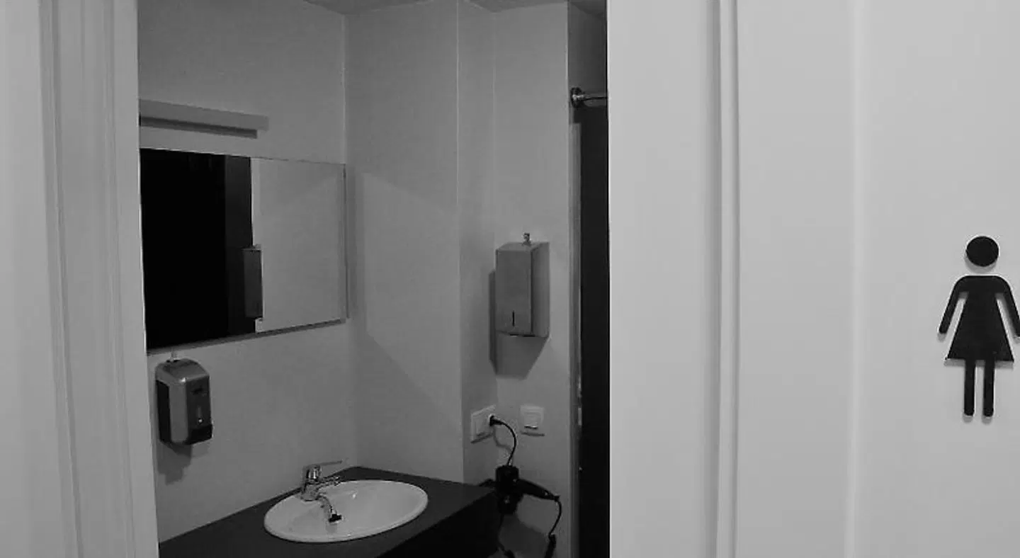 Agora Hostel Badezimmer