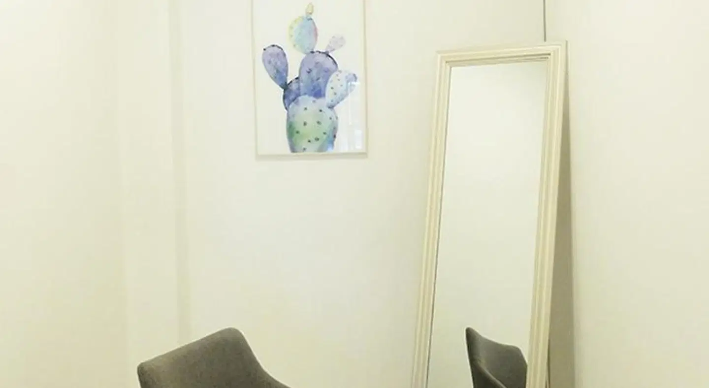 398 HOSTEL ROOM_EXAMPLE