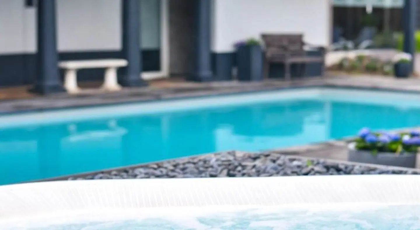 Wellnesshotel Spabron Hesselerbrug OUTDOOR_POOL