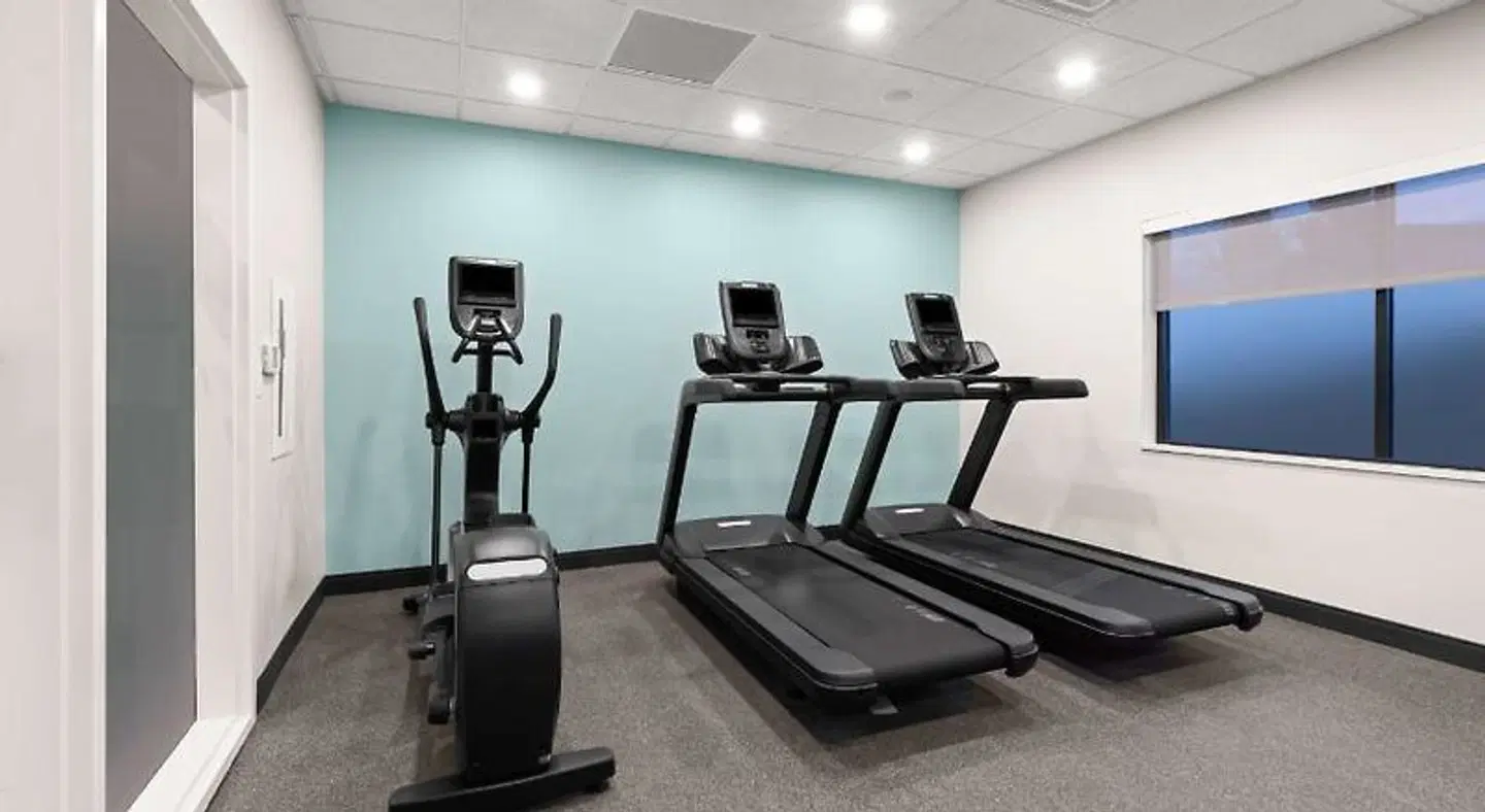 Tru by Hilton Portland Airport SPORTS_AND_LEISURE