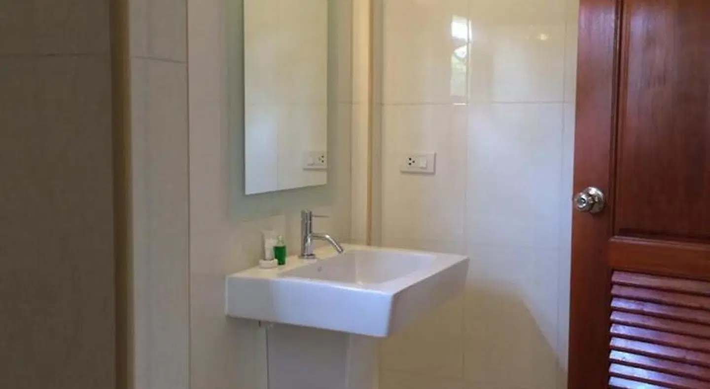 Green Villa Badezimmer