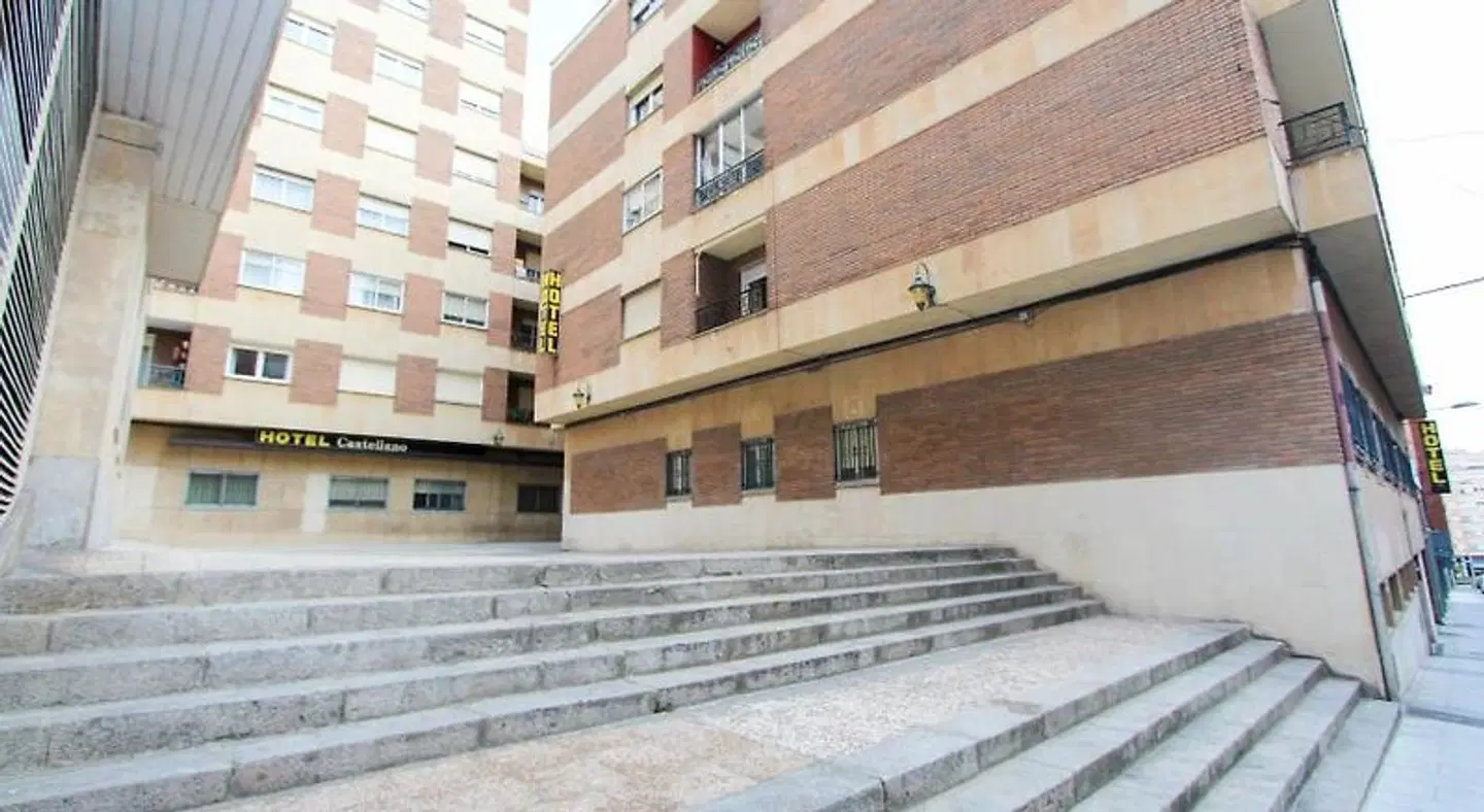 Hotel Castellano Centro EXTERIOR