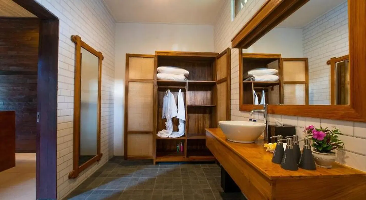 The Kirana Tembok Badezimmer