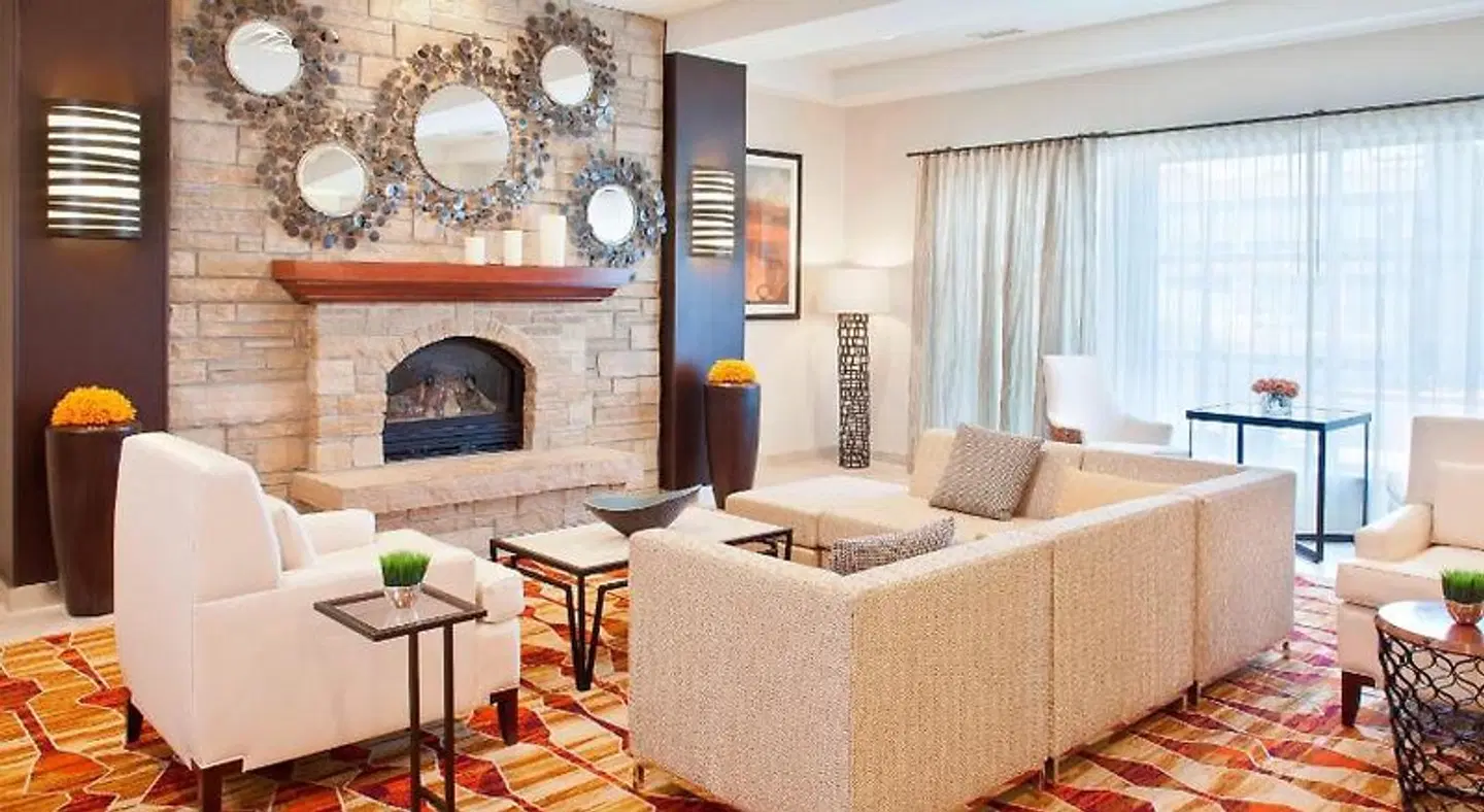 Courtyard by Marriott Pueblo Downtown ROOM_EXAMPLE