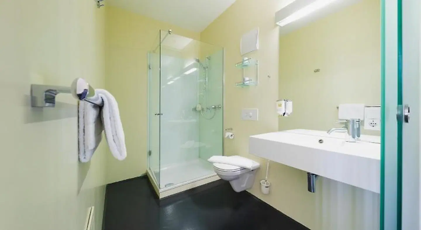 Motel Z Badezimmer