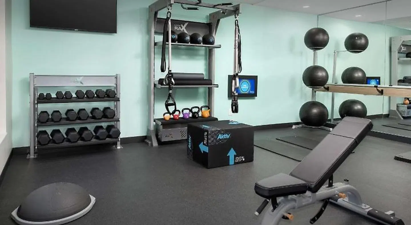 Tru by Hilton Charleston Ashley Phosphate Sport und Entertainment