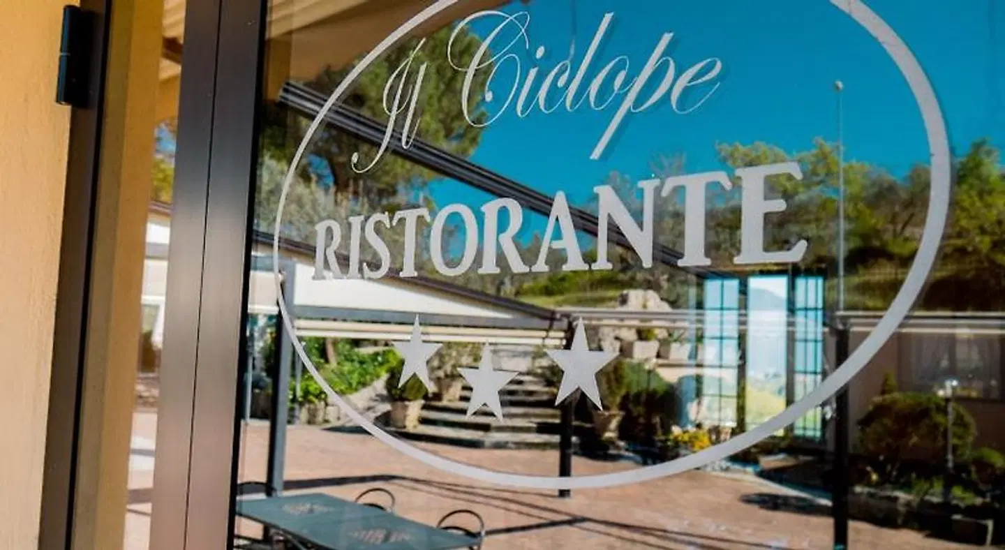Albergo Ristorante Il Ciclope EXTERIOR