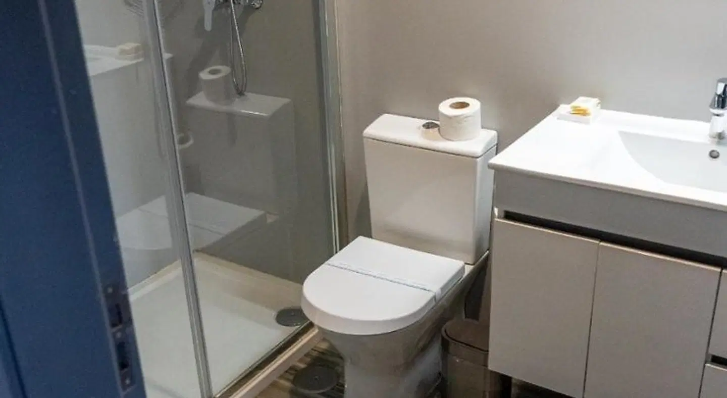 Residencial Kuarenta&Um Badezimmer