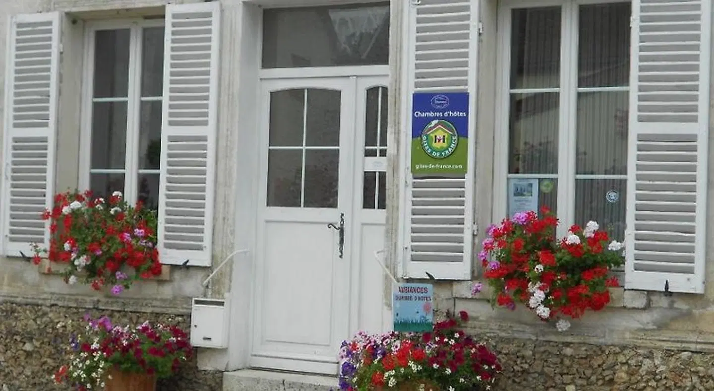 AMBIANCES chambres d 'hôtes EXTERIOR