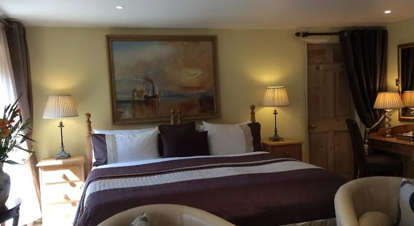 BRETTON COTTAGE ROOM_EXAMPLE