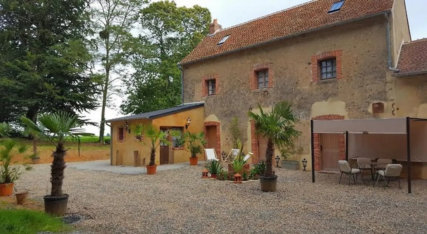 Hôtel des 4 continents - Le Mans EXTERIOR