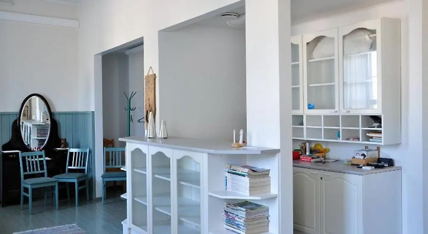 Opintola Bed & Breakfast Bar