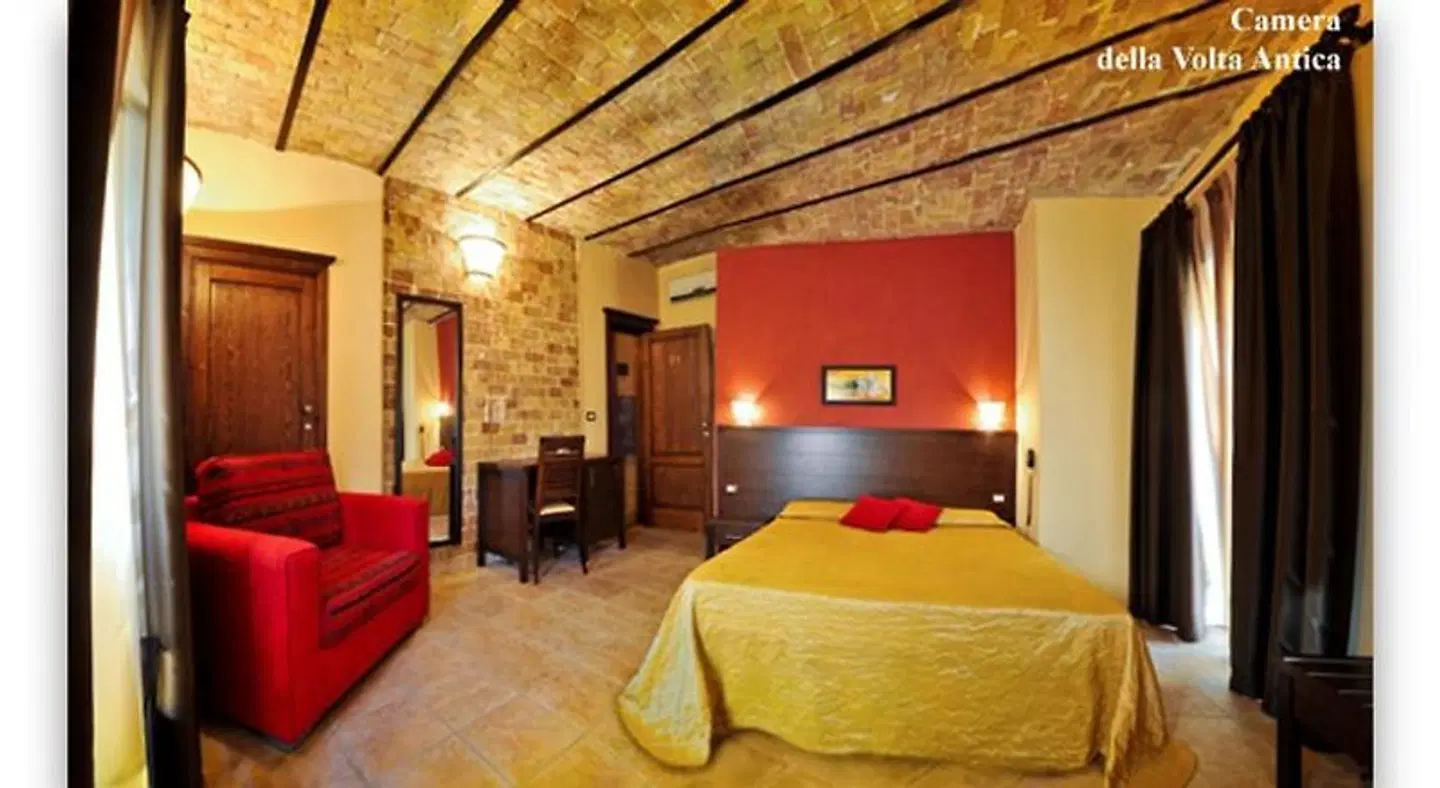 B&B Liù Palazzo Ducale ROOM_EXAMPLE