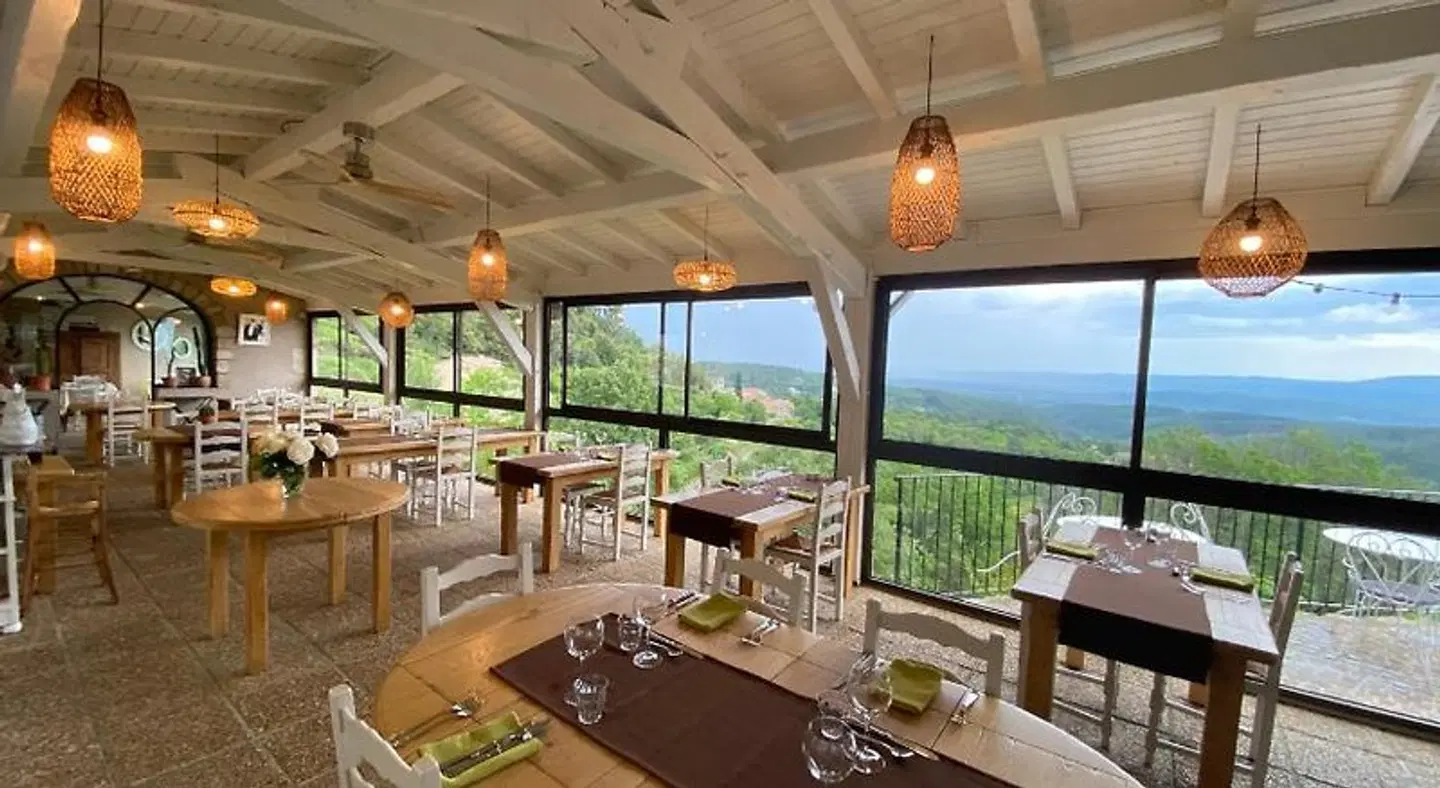 Auberge de la Tour de Brison Restaurant