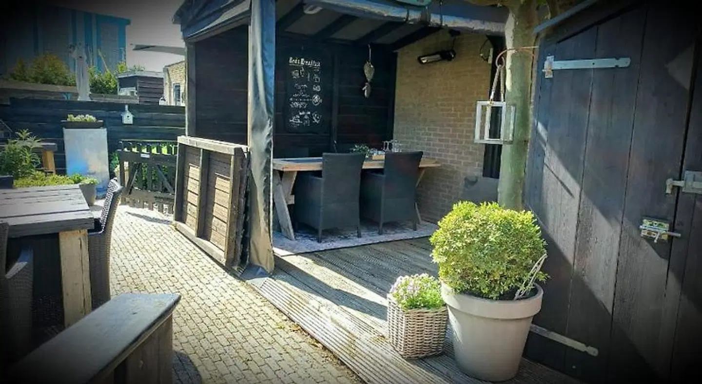 Bed & Breakfast De Schans Terrasse