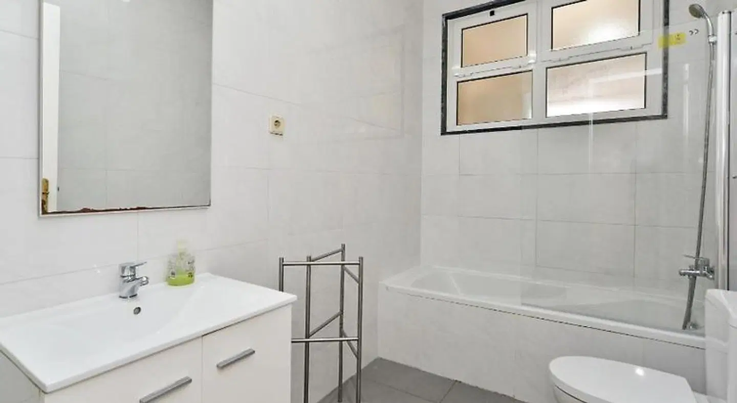 Guest House Avenida Badezimmer